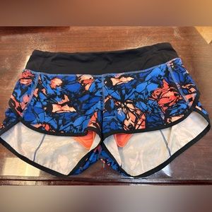 Lululemon HTF EUC Speed shorts 2.5 inseam size 6 MULTI